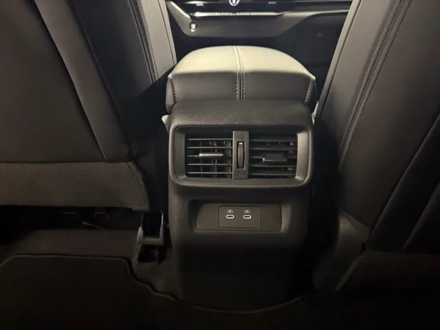 2025 Nissan Murano SL - Photo 15