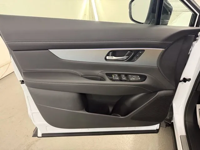 2025 Nissan Murano SL - Photo 12