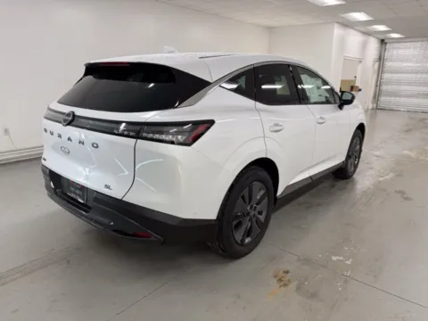 More photos of 2025 Nissan Murano SL at Woody Folsom Nissan of Baxley, GA