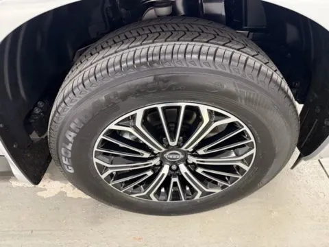 More photos of 2026 Nissan Armada SL at Woody Folsom Nissan of Baxley, GA