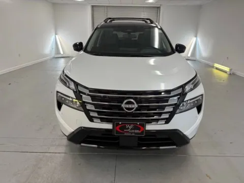 Photos of 2026 Nissan Rogue Platinum for sale in Baxley, GA at Woody Folsom Nissan of Baxley