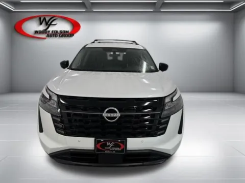 Photos of 2026 Nissan Pathfinder SV for sale in Baxley, GA at Woody Folsom Nissan of Baxley