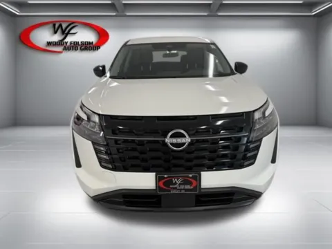 Photos of 2026 Nissan Pathfinder S for sale in Baxley, GA at Woody Folsom Nissan of Baxley