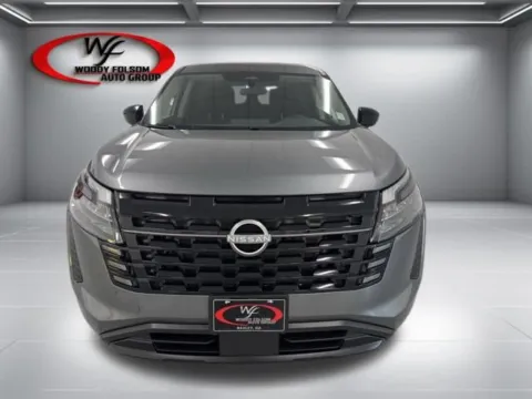 Photos of 2026 Nissan Pathfinder S for sale in Baxley, GA at Woody Folsom Nissan of Baxley