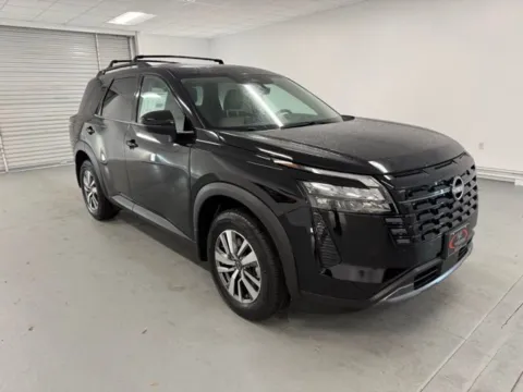 Another view of 2026 Nissan Pathfinder SL for sale in Baxley, GA at Woody Folsom Nissan of Baxley