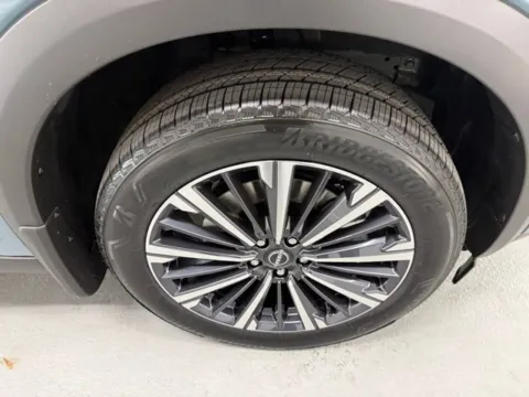 More photos of 2026 Nissan Pathfinder Platinum at Woody Folsom Nissan of Baxley, GA