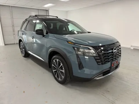 Another view of 2026 Nissan Pathfinder Platinum for sale in Baxley, GA at Woody Folsom Nissan of Baxley