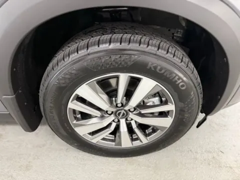 More photos of 2026 Nissan Pathfinder SL at Woody Folsom Nissan of Baxley, GA