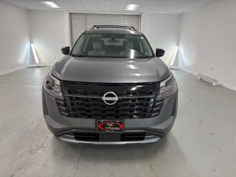 Photos of 2026 Nissan Pathfinder SL for sale in Baxley, GA at Woody Folsom Nissan of Baxley