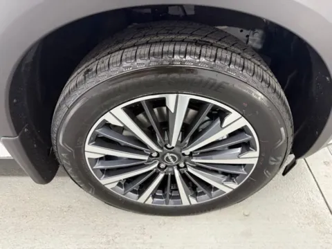 More photos of 2026 Nissan Pathfinder Platinum at Woody Folsom Nissan of Baxley, GA