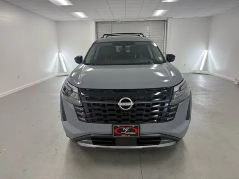 Photos of 2026 Nissan Pathfinder Platinum for sale in Baxley, GA at Woody Folsom Nissan of Baxley