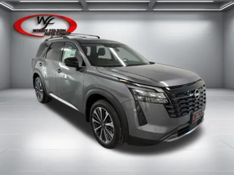 Photos of 2026 Nissan Pathfinder Platinum for sale in Baxley, GA at Woody Folsom Nissan of Baxley