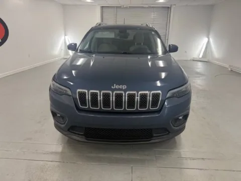Photos of 2019 Jeep Cherokee Latitude for sale in Baxley, GA at Woody Folsom Nissan of Baxley