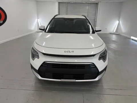 Photos of 2025 Kia Niro EX for sale in Baxley, GA at Woody Folsom Nissan of Baxley