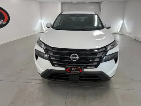 Photos of 2026 Nissan Rogue SV for sale in Baxley, GA at Woody Folsom Nissan of Baxley