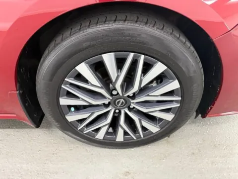 More photos of 2023 Nissan Altima 2.5 SV at Woody Folsom Nissan of Baxley, GA