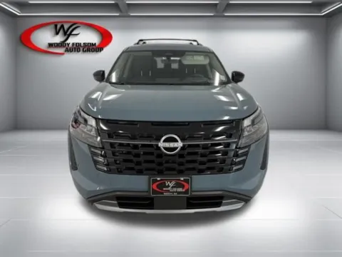 Photos of 2026 Nissan Pathfinder Platinum for sale in Baxley, GA at Woody Folsom Nissan of Baxley