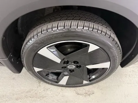 More photos of 2026 Nissan Kicks SR at Woody Folsom Nissan of Baxley, GA