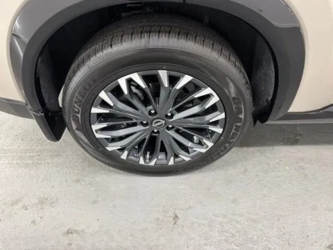 More photos of 2026 Nissan Rogue Platinum at Woody Folsom Nissan of Baxley, GA