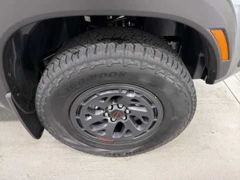 More photos of 2026 Nissan Frontier PRO-4X at Woody Folsom Nissan of Baxley, GA