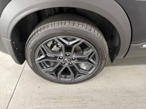 More photos of 2026 Nissan Kicks SR at Woody Folsom Nissan of Baxley, GA