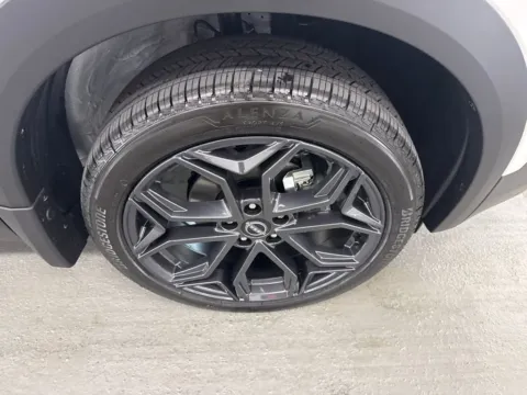 More photos of 2026 Nissan Kicks SR at Woody Folsom Nissan of Baxley, GA