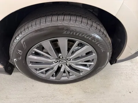 More photos of 2026 Nissan Murano SL at Woody Folsom Nissan of Baxley, GA
