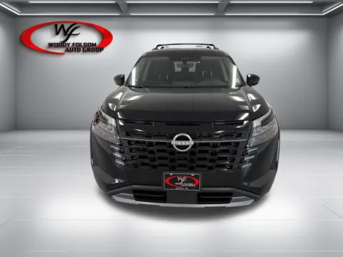 Photos of 2026 Nissan Pathfinder SL for sale in Baxley, GA at Woody Folsom Nissan of Baxley