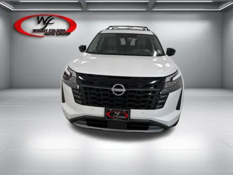 Photos of 2026 Nissan Pathfinder SL for sale in Baxley, GA at Woody Folsom Nissan of Baxley