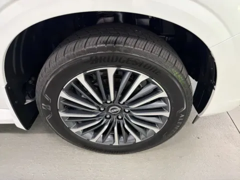 More photos of 2026 Nissan Armada Platinum Reserve at Woody Folsom Nissan of Baxley, GA
