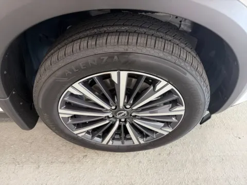 More photos of 2026 Nissan Pathfinder Platinum at Woody Folsom Nissan of Baxley, GA