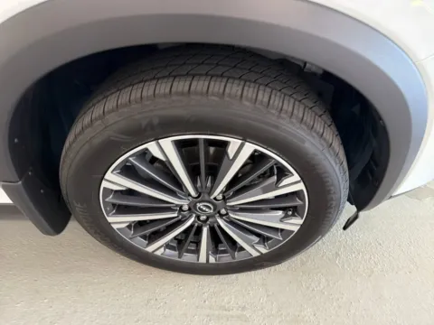 More photos of 2026 Nissan Pathfinder Platinum at Woody Folsom Nissan of Baxley, GA