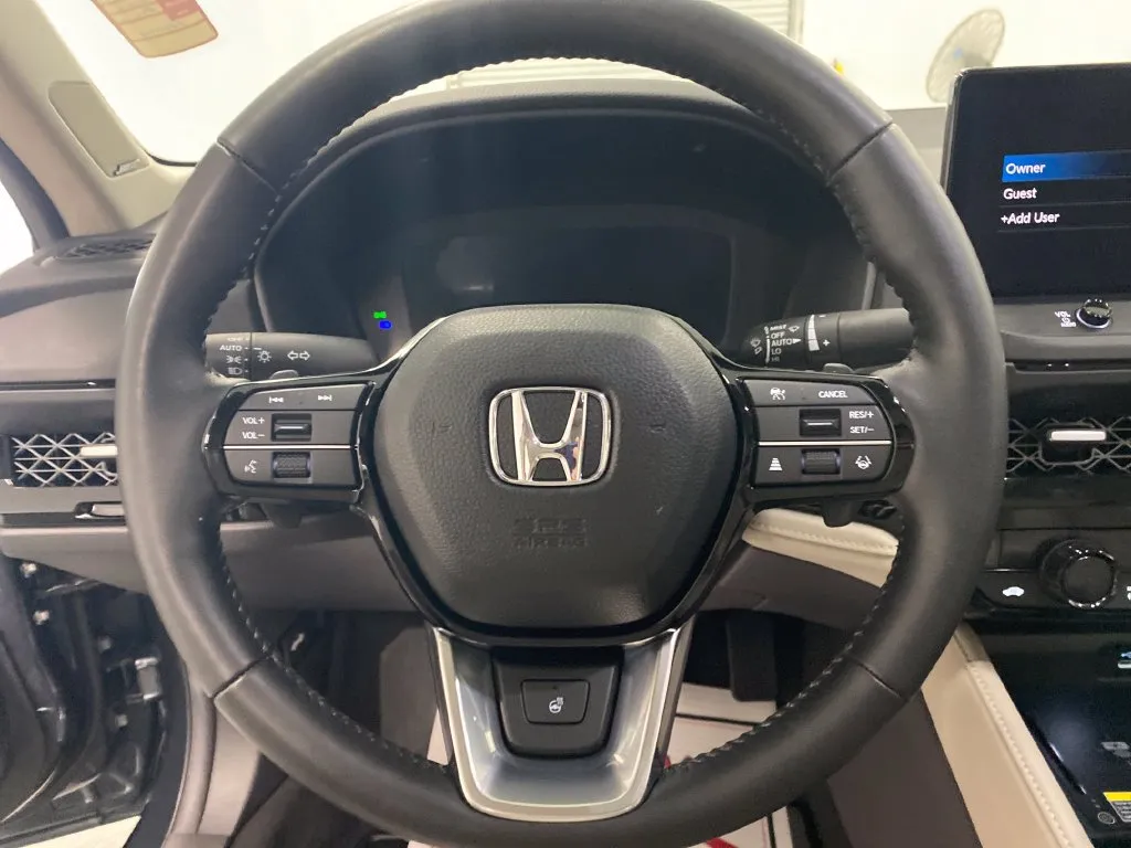 2025 Honda Accord Hybrid Touring - Photo 14