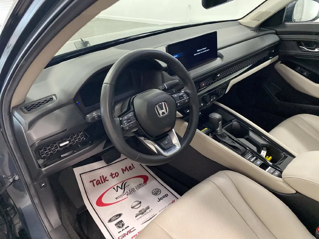 2025 Honda Accord Hybrid Touring - Photo 11
