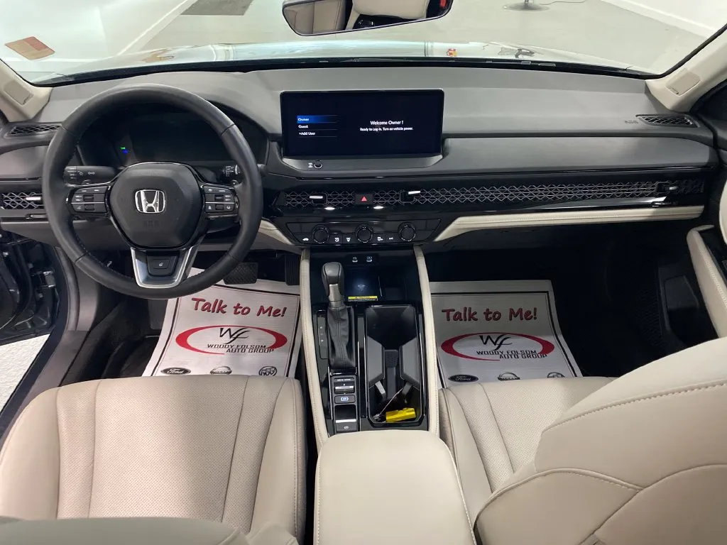 2025 Honda Accord Hybrid Touring - Photo 15