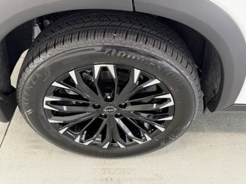 More photos of 2026 Nissan Rogue Dark Armor at Woody Folsom Nissan of Baxley, GA