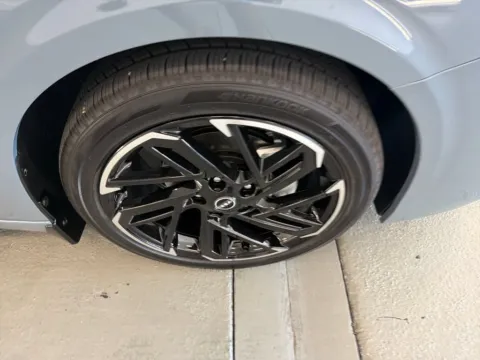 More photos of 2027 Nissan Sentra SR at Woody Folsom Nissan of Baxley, GA