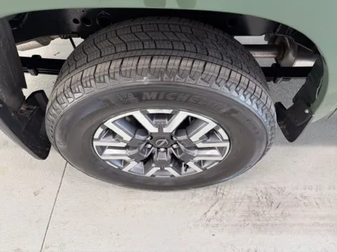 More photos of 2027 Nissan Frontier SV at Woody Folsom Nissan of Baxley, GA