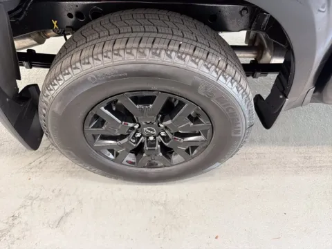More photos of 2027 Nissan Frontier SV at Woody Folsom Nissan of Baxley, GA