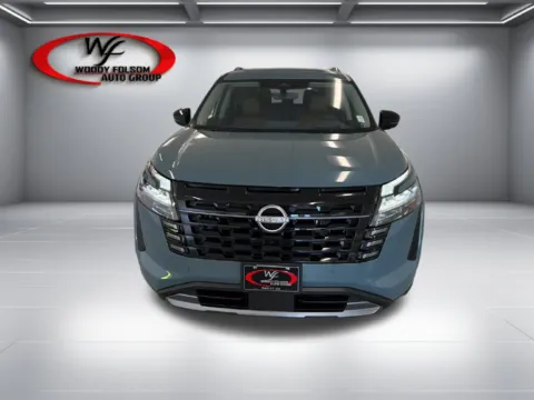 Photos of 2026 Nissan Pathfinder Platinum for sale in Baxley, GA at Woody Folsom Nissan of Baxley