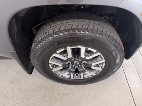 More photos of 2027 Nissan Frontier SV at Woody Folsom Nissan of Baxley, GA