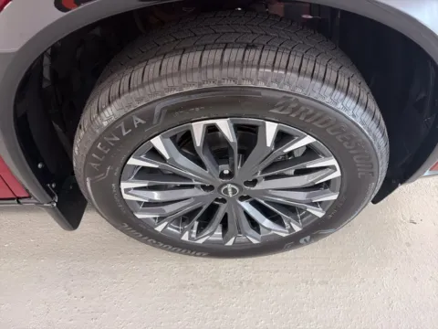 More photos of 2026 Nissan Rogue Platinum at Woody Folsom Nissan of Baxley, GA