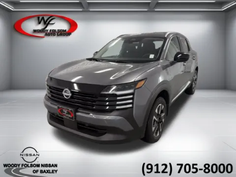 Gray 2027 Nissan Kicks SV for sale in Baxley, GA
