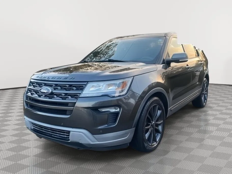 Gray 2018 Ford Explorer XLT for sale in North Charleston, SC