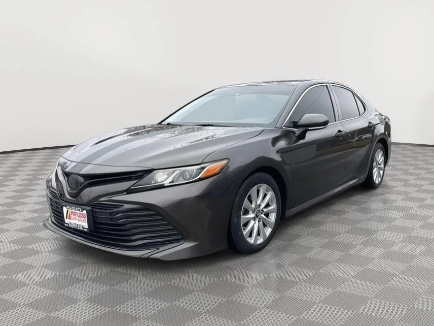 Gray 2018 Toyota Camry LE for sale in North Charleston, SC