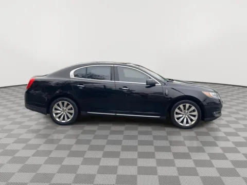 More photos of 2016 Lincoln MKS Sedan 4D at Payless Car Sales, SC