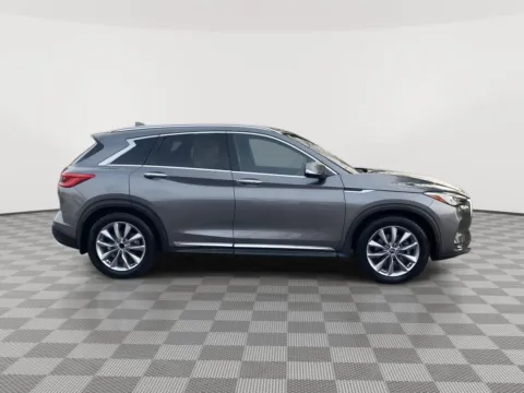 More photos of 2019 INFINITI QX50 LUXE at Payless Car Sales, SC