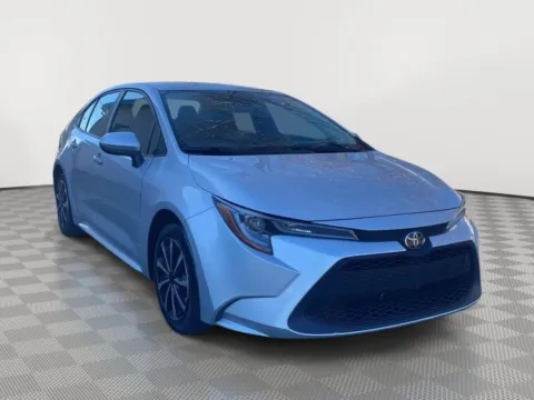 More photos of 2022 Toyota Corolla LE at Payless Car Sales, SC