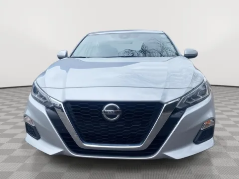 More photos of 2022 Nissan Altima 2.5 SV at Payless Car Sales, SC
