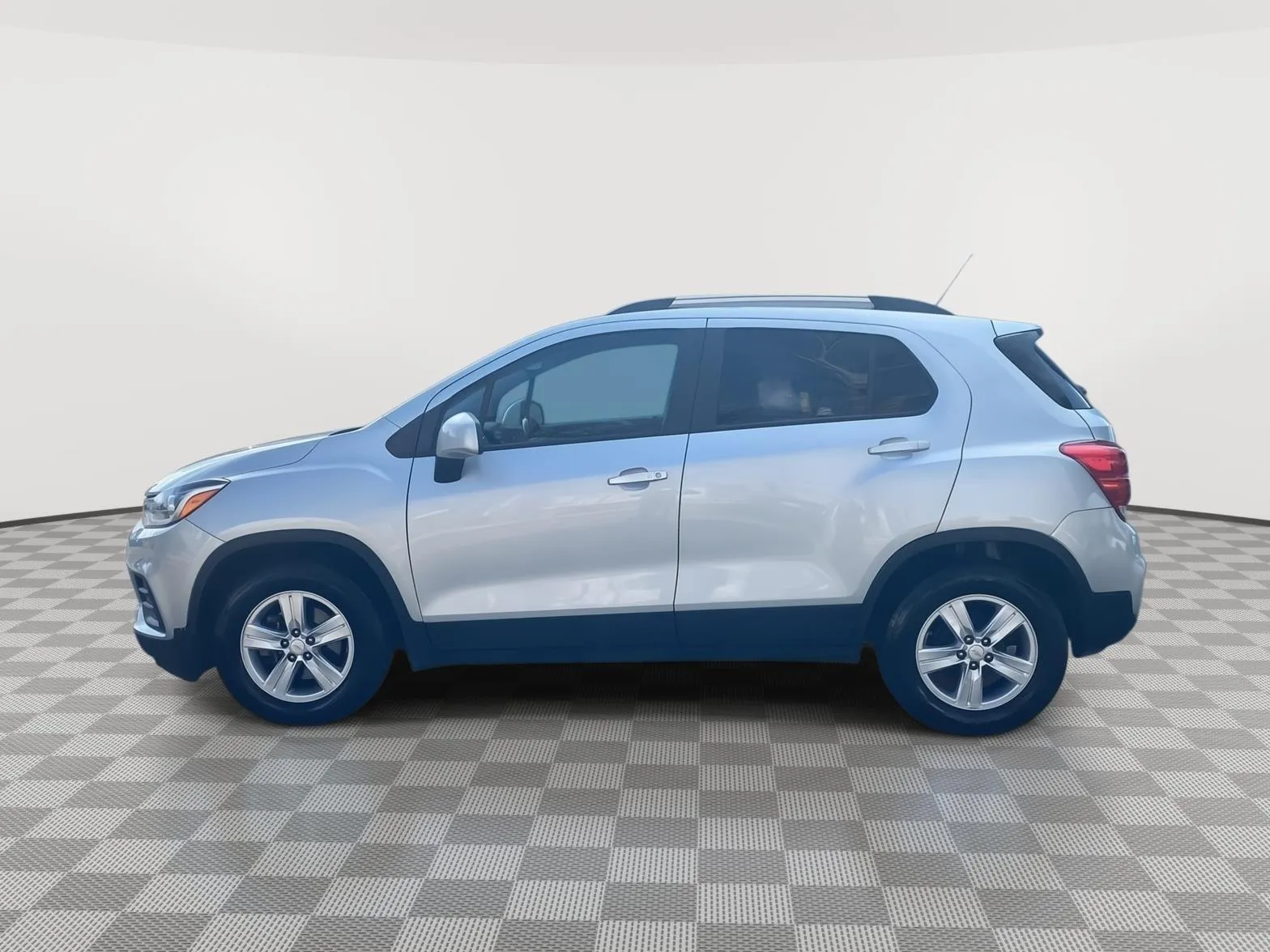 2022 Chevrolet Trax LT - Photo 11